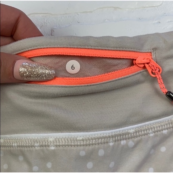 🍋Lululemon Speed Short! - Picture 5 of 8